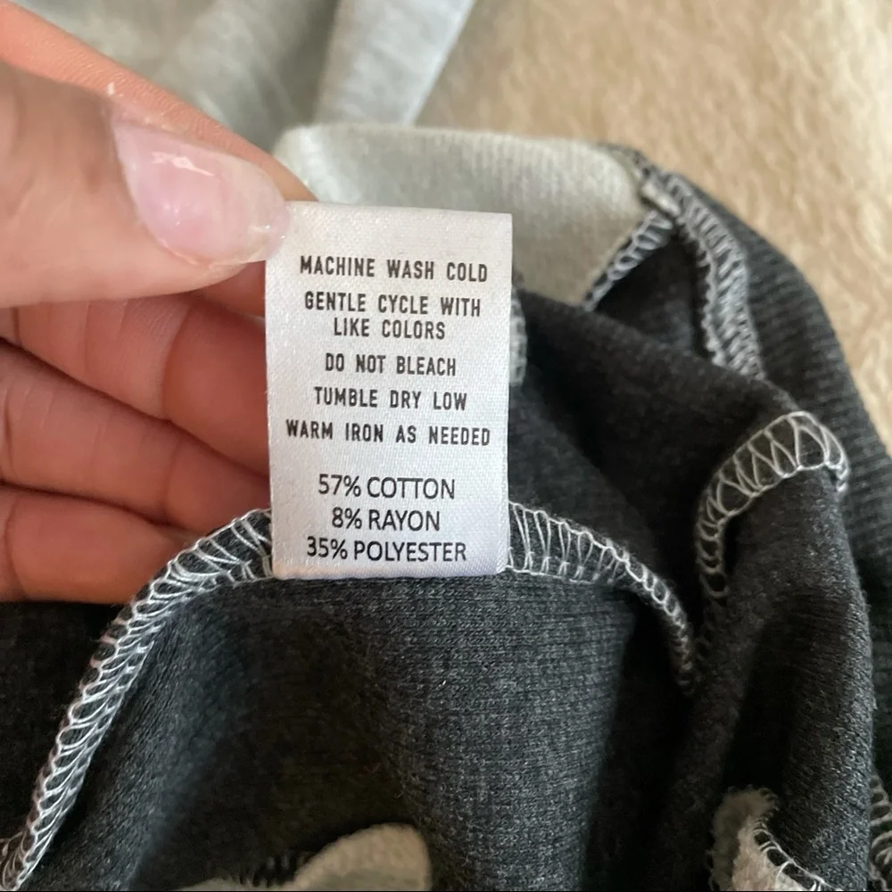 Retreat LA Color-block Crewneck Sweater - Size S - Picture 12 of 12